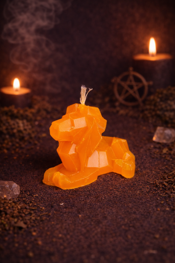 VELA CON FROMA DE LEÓN